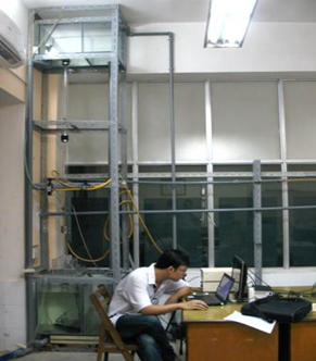 Hệ thống thí nghiệm dòng chảy 1 và 2 pha trong ống đứng tại Phòng Thủy khí